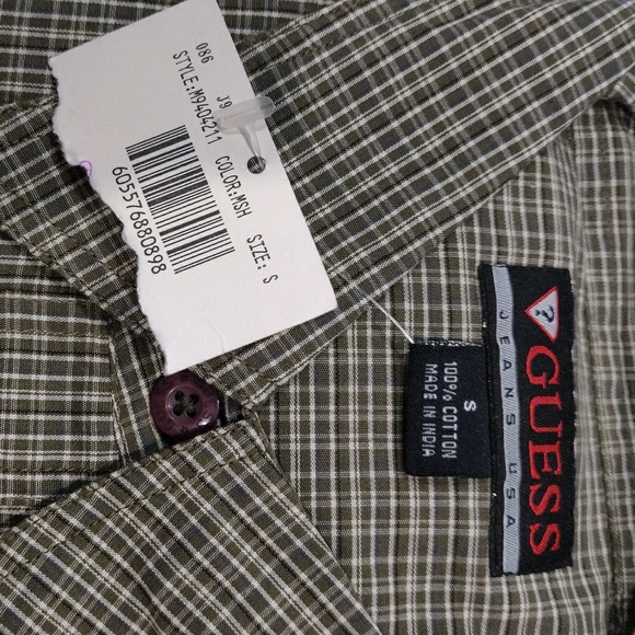 NWT 20s Guess plaid button-down shirt - Picture 3 of 5